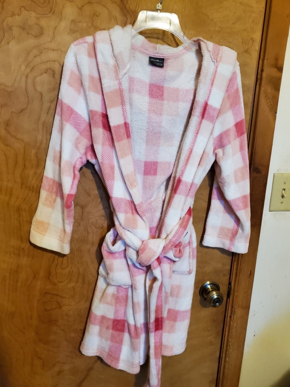 #1101 Girls rove by Eddie Bauer